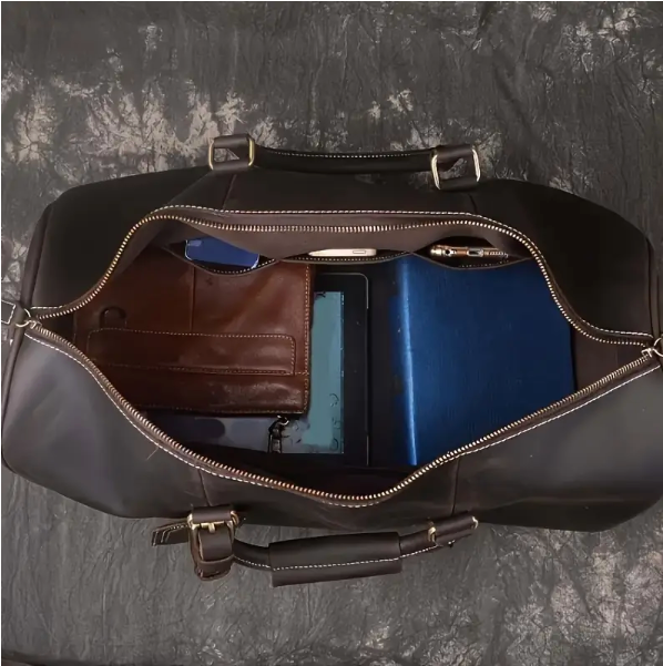 DAKOTA Travel Bag made of Finest Leather