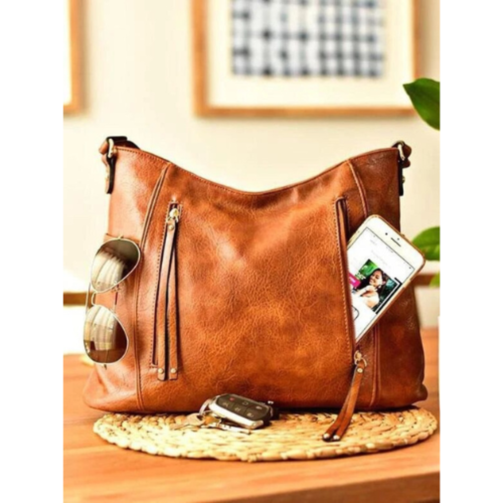 Georgia's Timeless Elegance | Classic Vintage Shoulder Bag