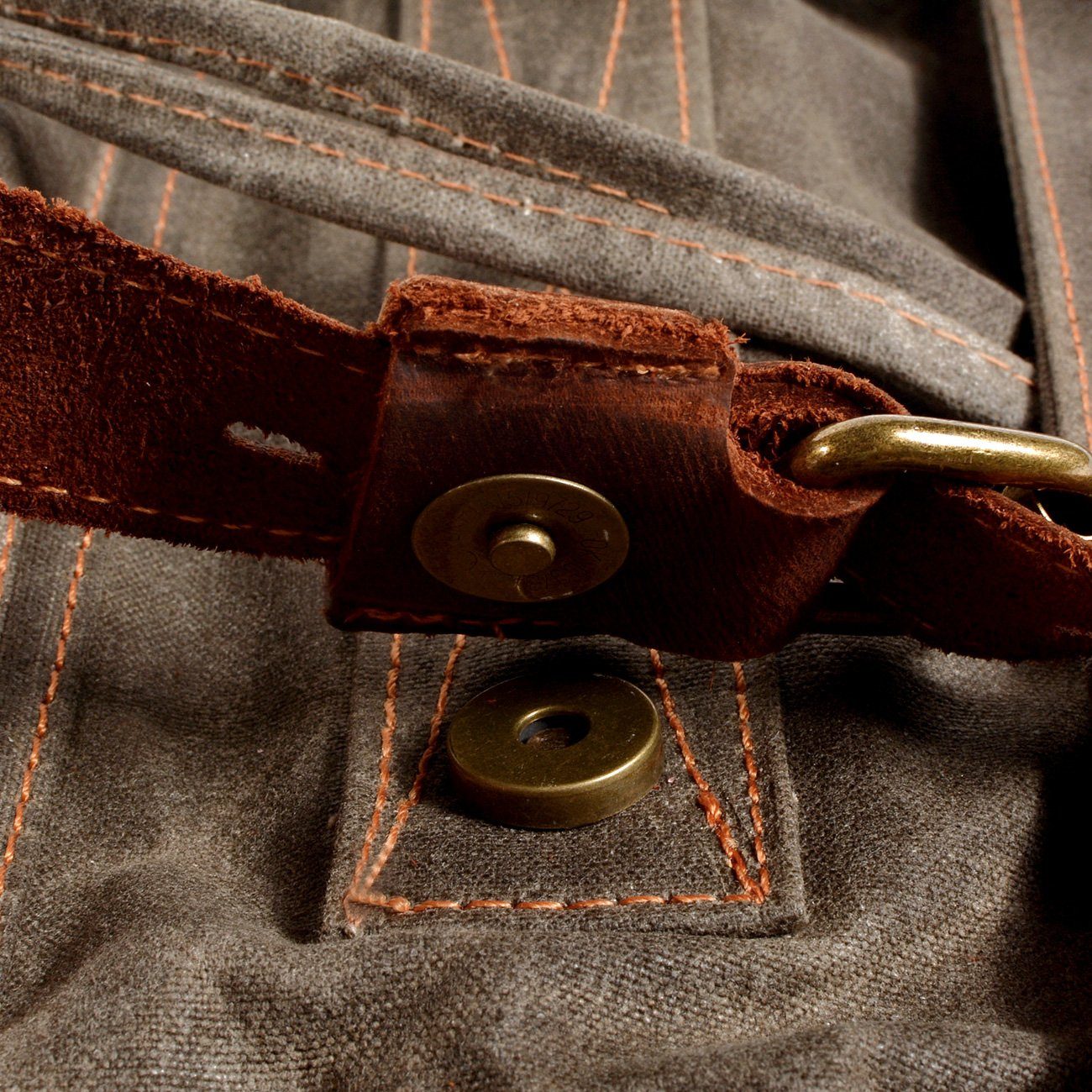 Canvas Zipper-Closure Backpack | MONTREUX